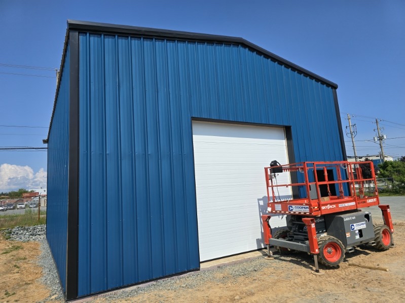28 x 36 contractor shop steel building project in Nova Scotia