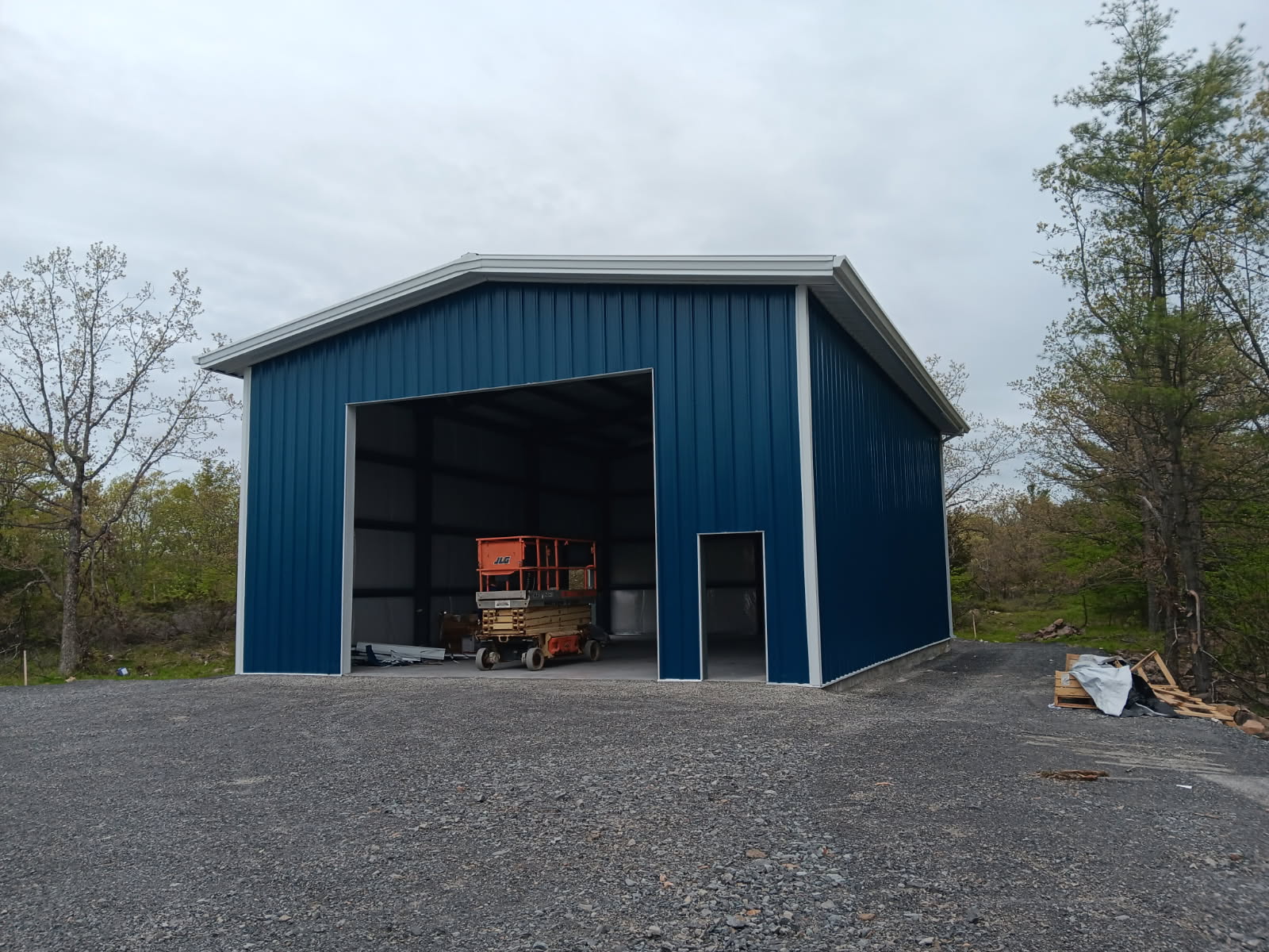 36 x 50 commercial steel building engineering project in Ontario
