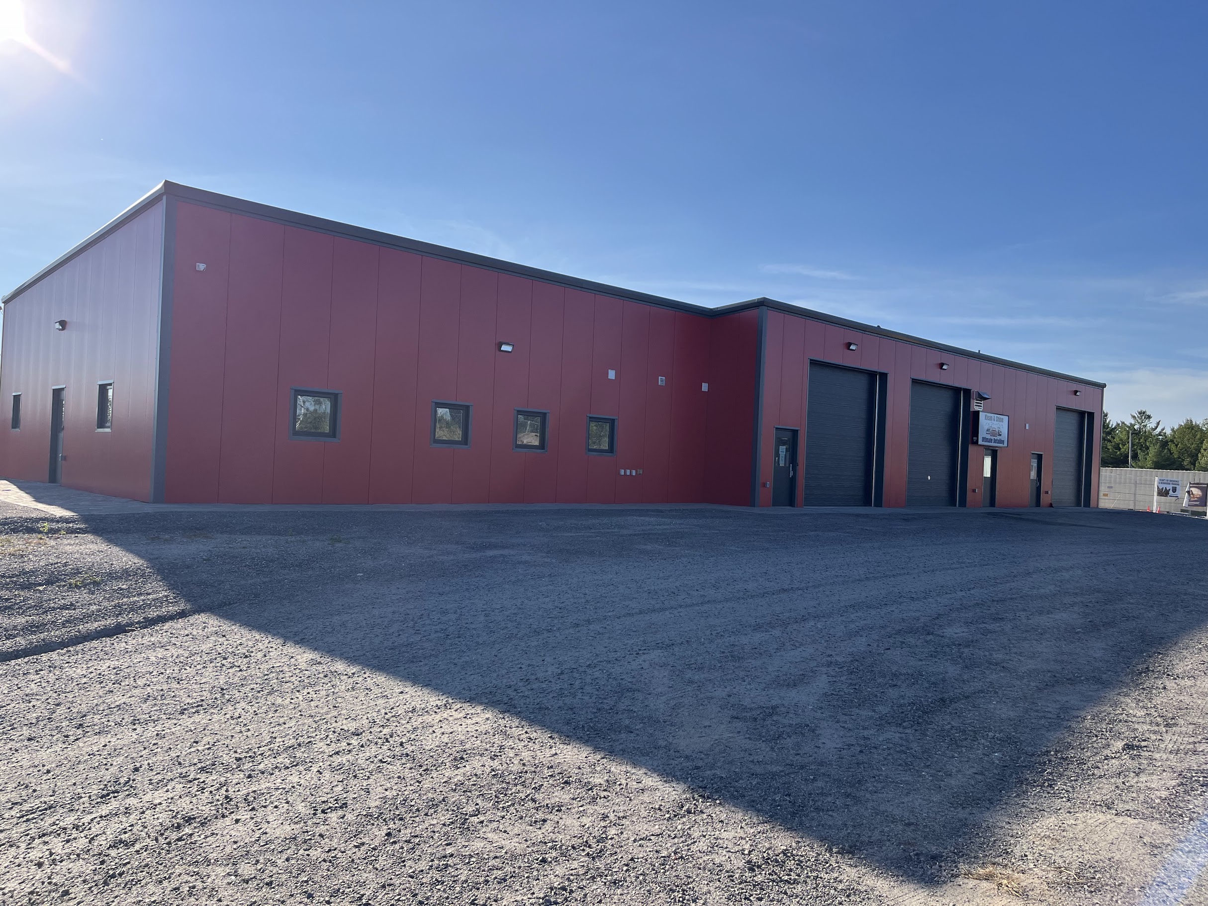 50 x 82 specialty steel building project in Ontario